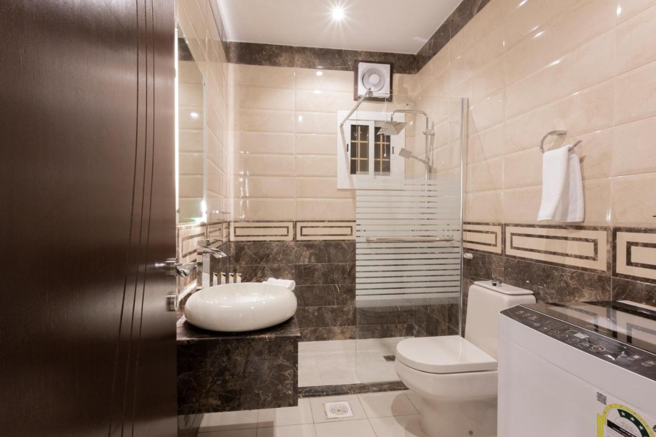 Dior Inn Apartment Hotel Джедда Экстерьер фото